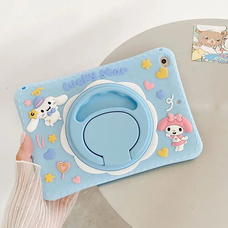 Five-E Samsung Galaxy Tab A9 Plus Çocuklar Için Standlı ve Askılı Hasara Dayanıklı Cinnamoroll Kılıf X-210