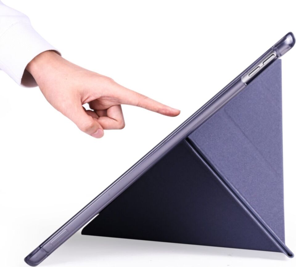 Apple iPad 6.nesil 9.7 Inc (2018) Yatay ve Dikey Standlı Antişok Köşe Korumalı Kalemlikli Origami Slikon Kılıf A1893 A1954